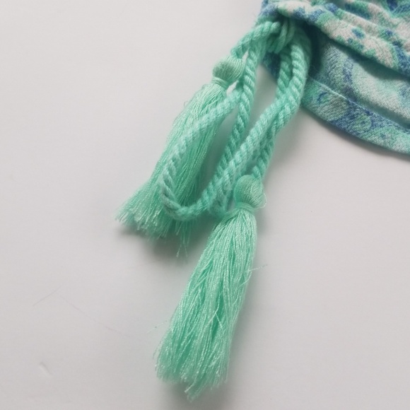 Kendall & Kylie Tropical Short size small - Picture 4 of 7